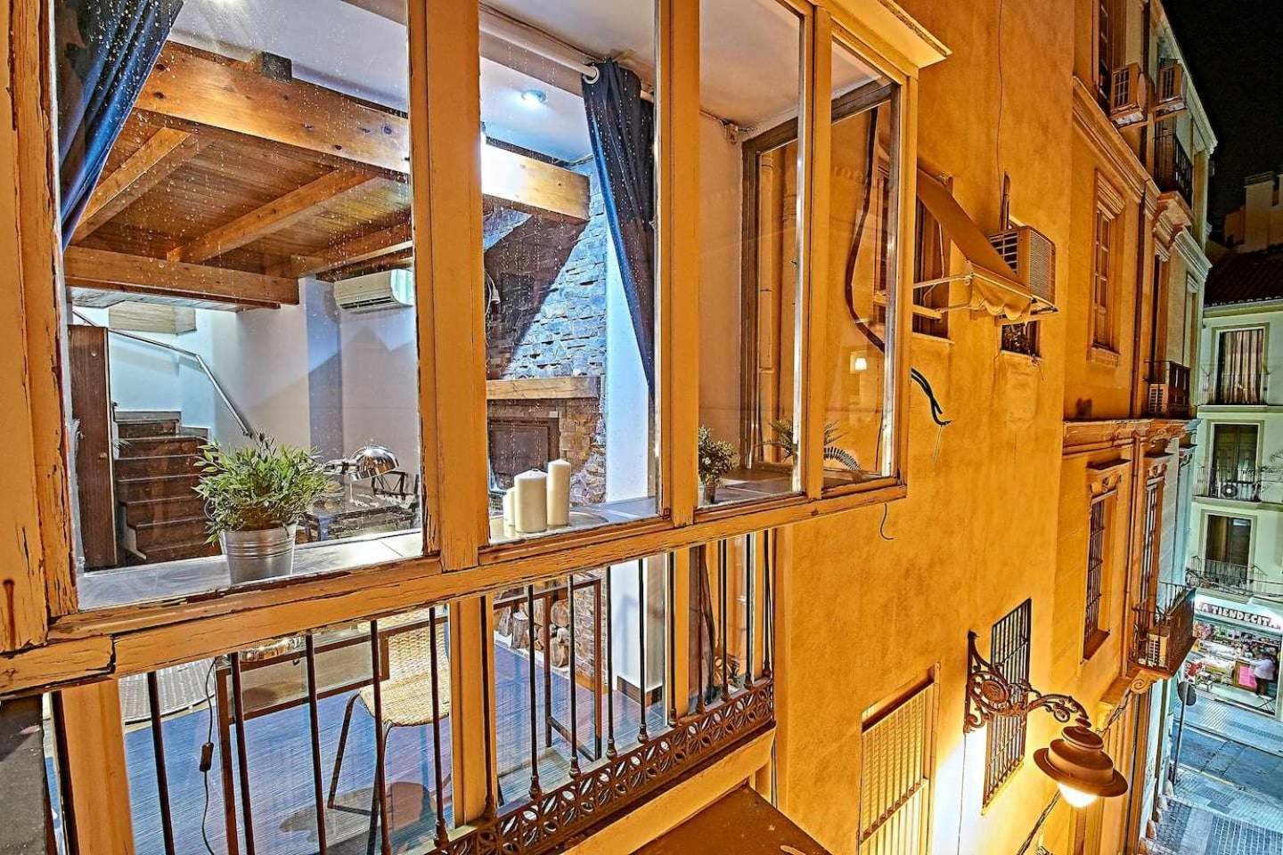 My Special Place Un Loft Excepcional マラガ エクステリア 写真